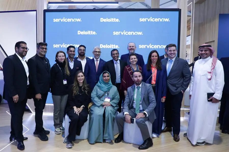 <p>Rashid Bashir Deloitte Middle East Consulting CEO &amp; Raj Iyer Head of Global Public Sector at ServiceNow &amp; their teams</p>\\n