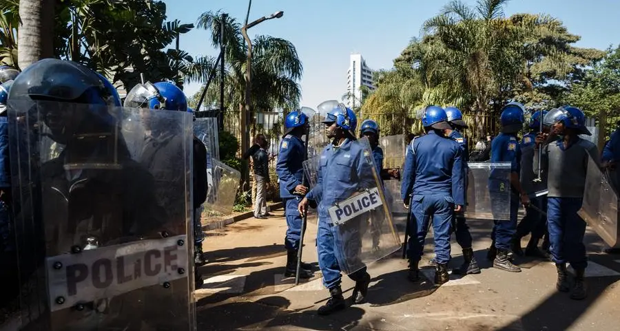 Zimbabwe police hunting for storied $3.9mln million heist crew in South Africa