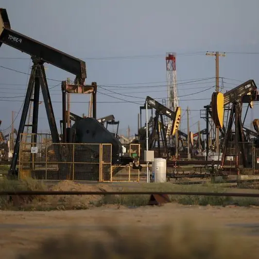 Oil prices ease, but geopolitical risk and China policy stance check losses