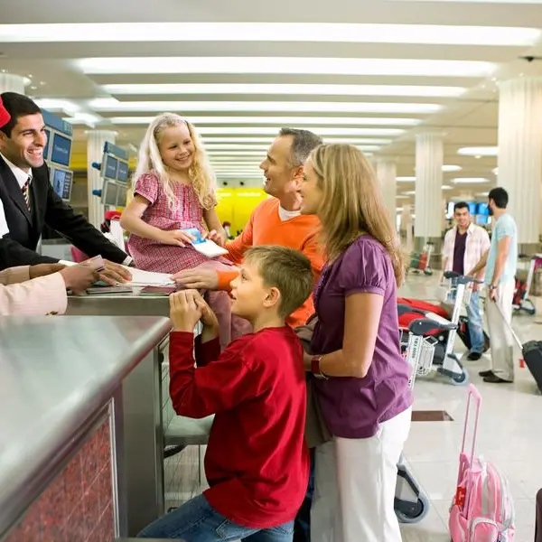 Dubai flights: Emirates to phase out paper boarding passes from May 15