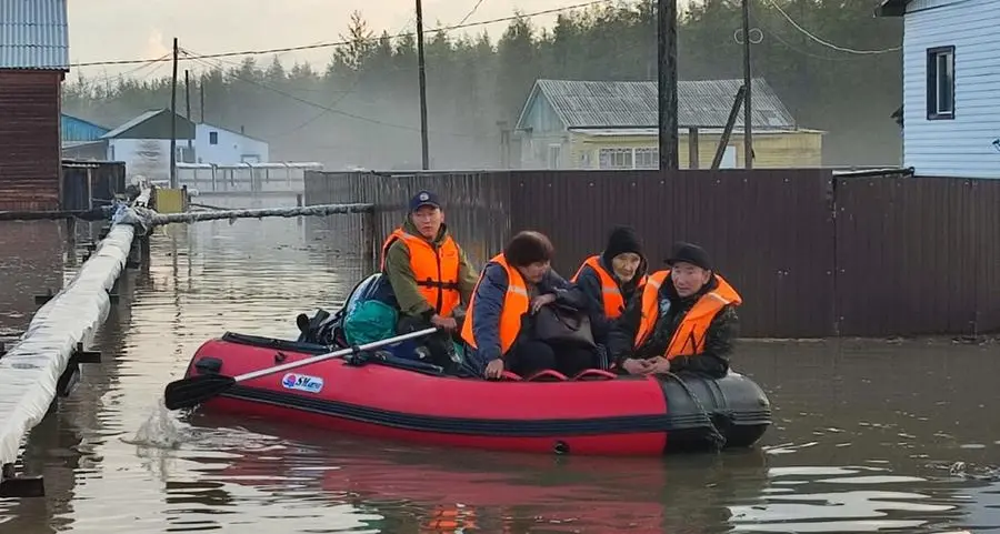 Kazakhstan and Russia battle huge floods