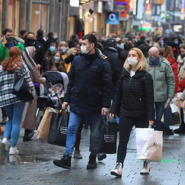 German retail sales fall unexpectedly in February