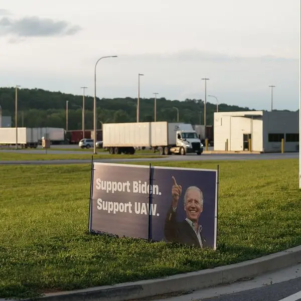 In historic election, Volkswagen workers in Tennessee vote to unionize