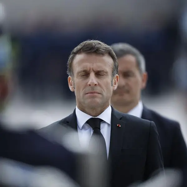 Macron contradicts his PM on facing down far right