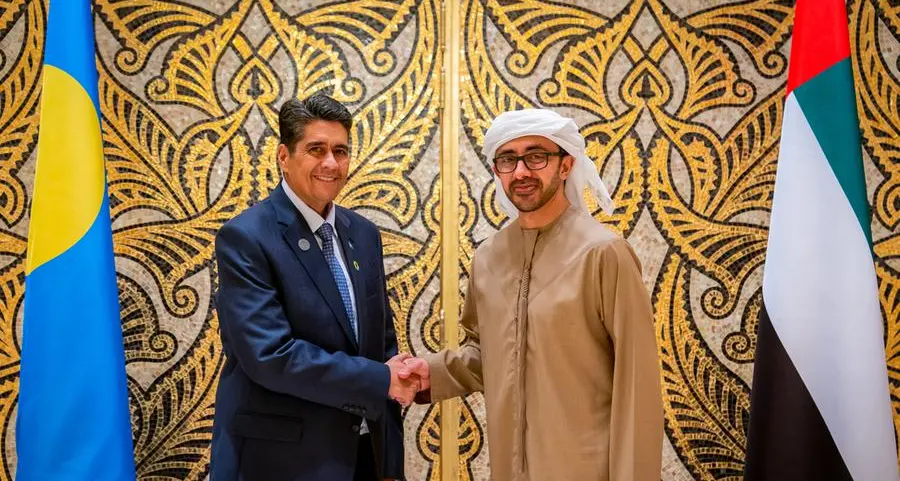 Abdullah bin Zayed meets with President of Palau