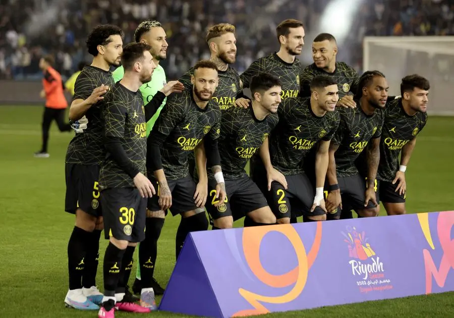 Soccer Football - Friendly - Saudi Pro League XI v Paris St Germain - King Fahd International Stadium, Riyadh, Saudia Arabia - January 19, 2023 Paris St Germain players pose for a team group photo before the match REUTERS/Ahmed Yosri