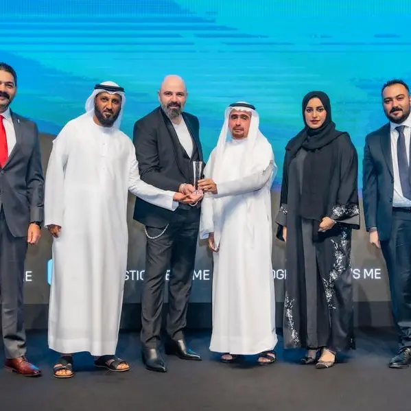 «الموانئ والجمارك والمنطقة الحرة» تفوز بجائزة «الابتكار في الصناعة البحرية» في حفل «جوائز الخدمات اللوجستية والنقل» لعام 2023