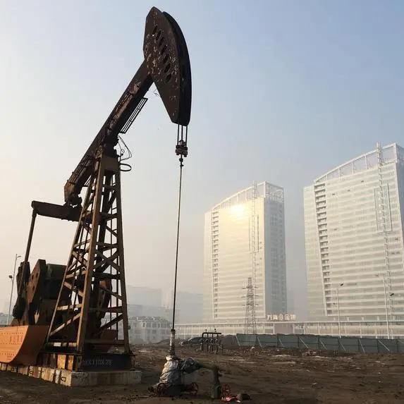 Oil prices tick down on worries about Chinese demand