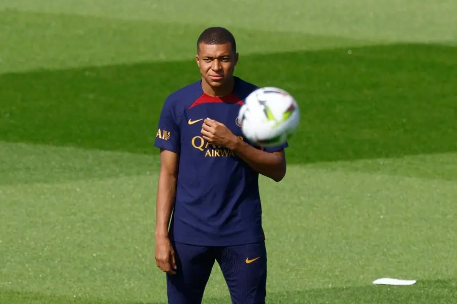 Kylian Mbappe to be available against Nice, says PSG boss Luis Enrique