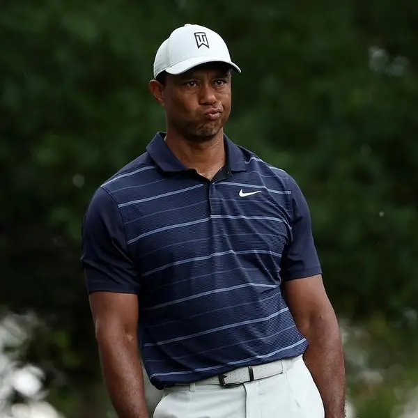 Woods has another surgery on damaged right leg