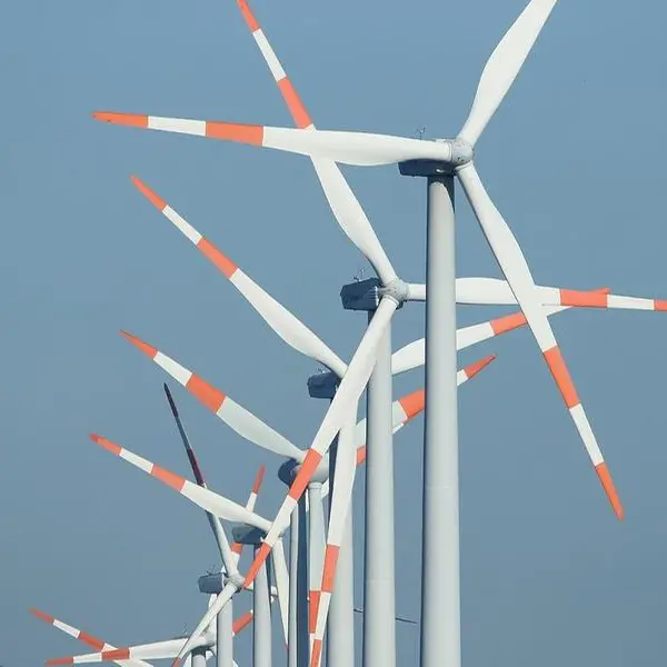 مصر توقع اتفاقية مشروع لإنتاج الطاقة من الرياح باستثمارات 1.5 مليار دولار