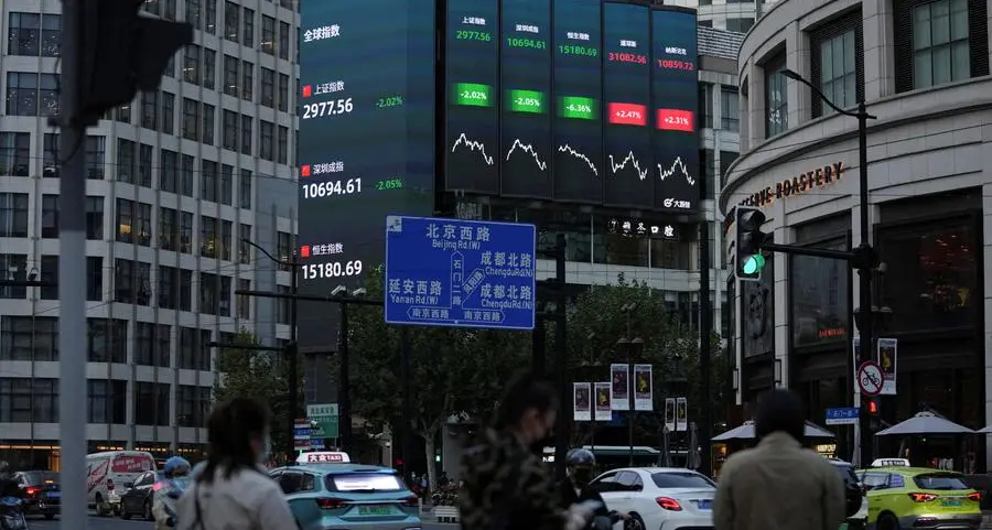 China, Hong Kong stocks rise, led by property shares