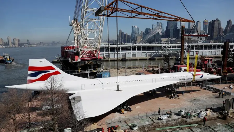 Concorde jet sets sail on Hudson River after restoration