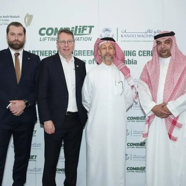 Partnership agreement signed between Kanoo Machinery UAE & KSA and Combilift