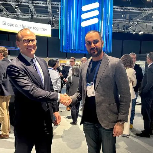 Ericsson and du forge strategic private networks partnership to accelerate government and enterprises digital transformation in UAE