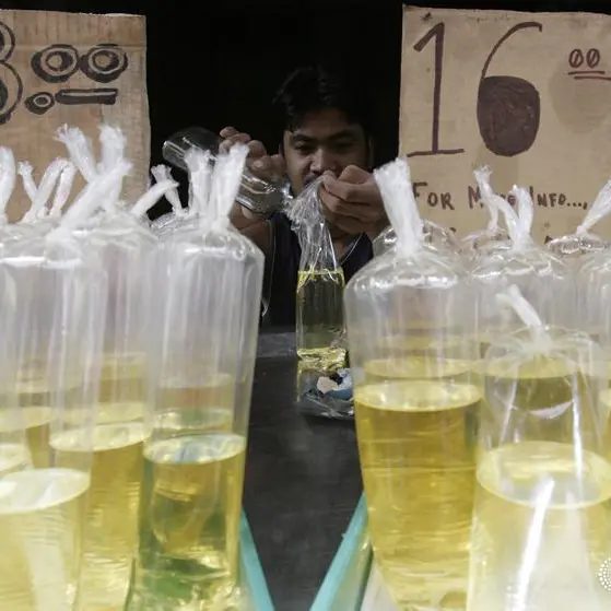 India's edible oil imports likely to fall 6% in 2023-24 - industry