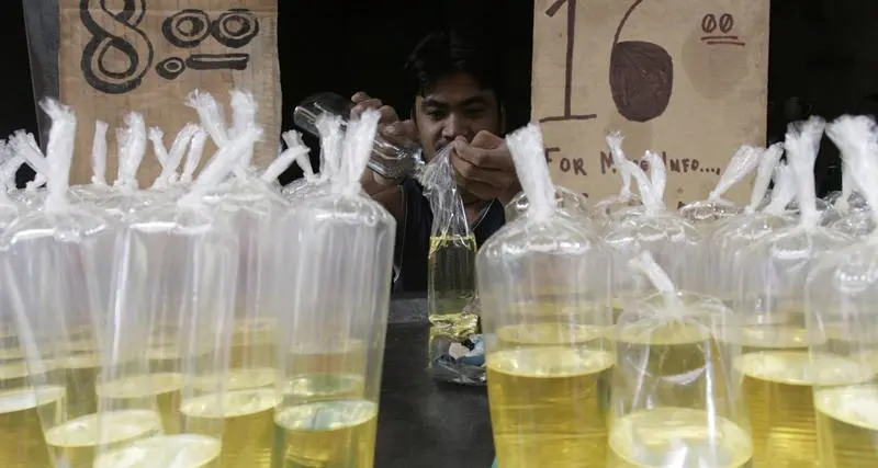 Higher stocks to curtail India's 2023/24 edible oil imports - industry official