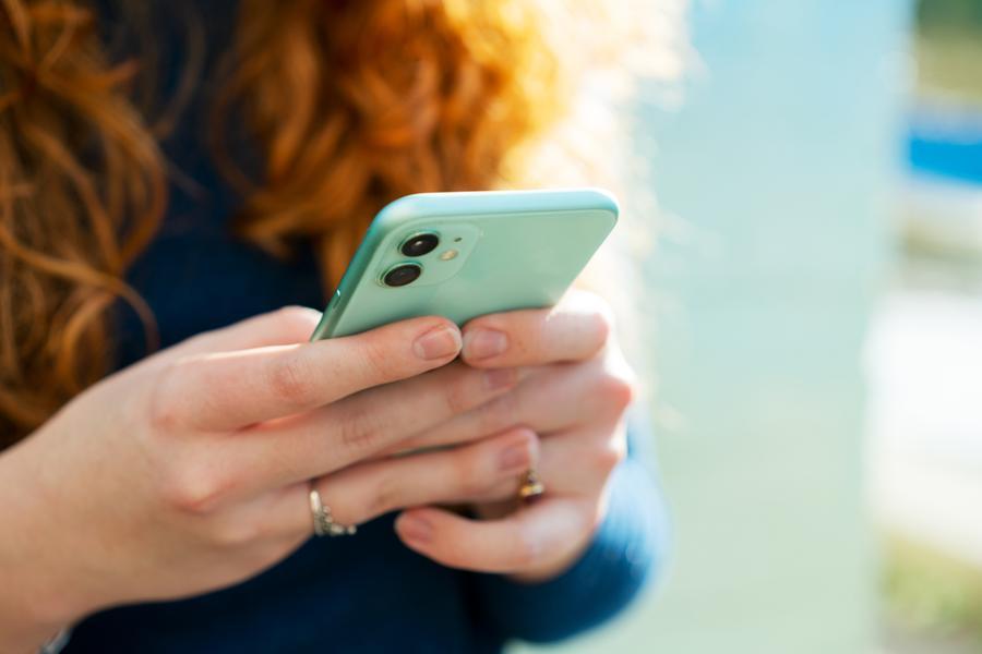 Mobile operators will test eSIM technology