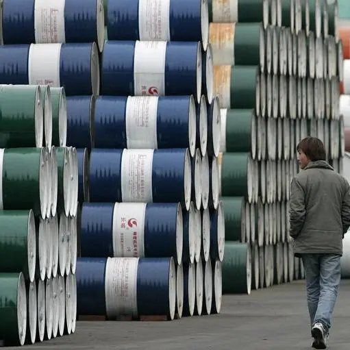 Oil unlikely to break above $100/bbl this year, J.P.Morgan says