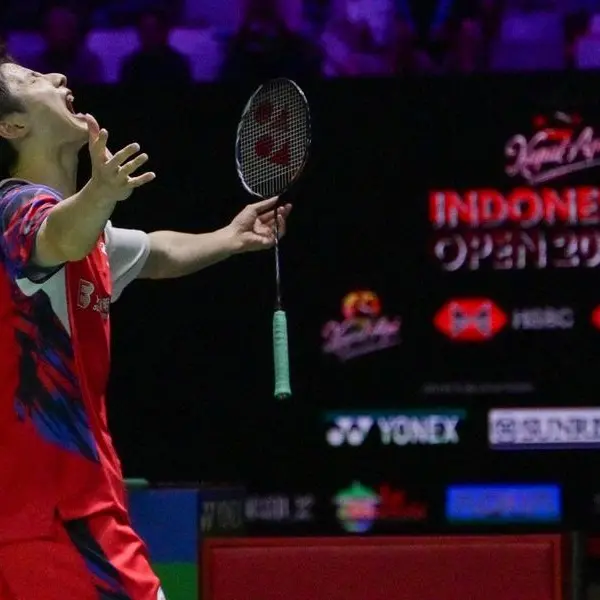 China's Shi clinches first Indonesia Open title