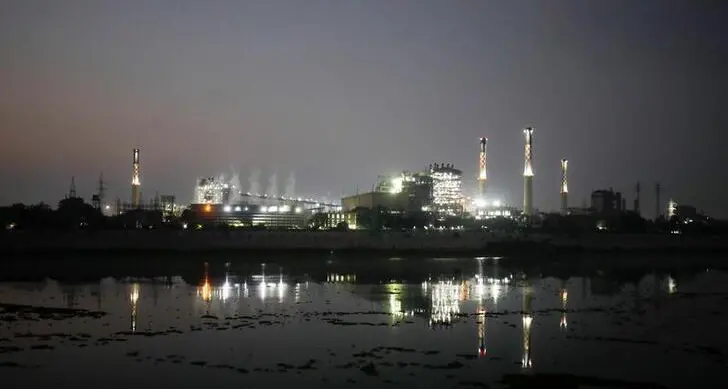 شركة عُمانية تسعى للاستحواذ على إحدى أكبر شركات إنتاج الطاقة بالهند