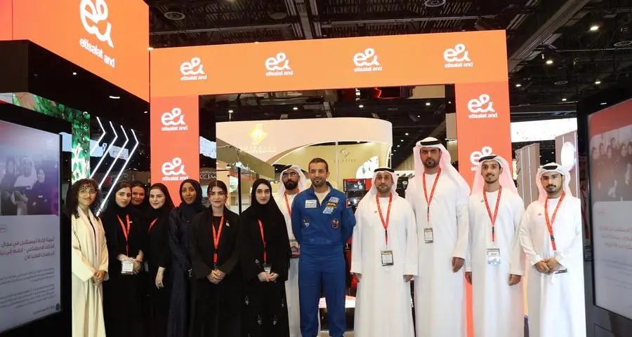 E& unveils opportunities for Emirati talents at National Service Career Fair
