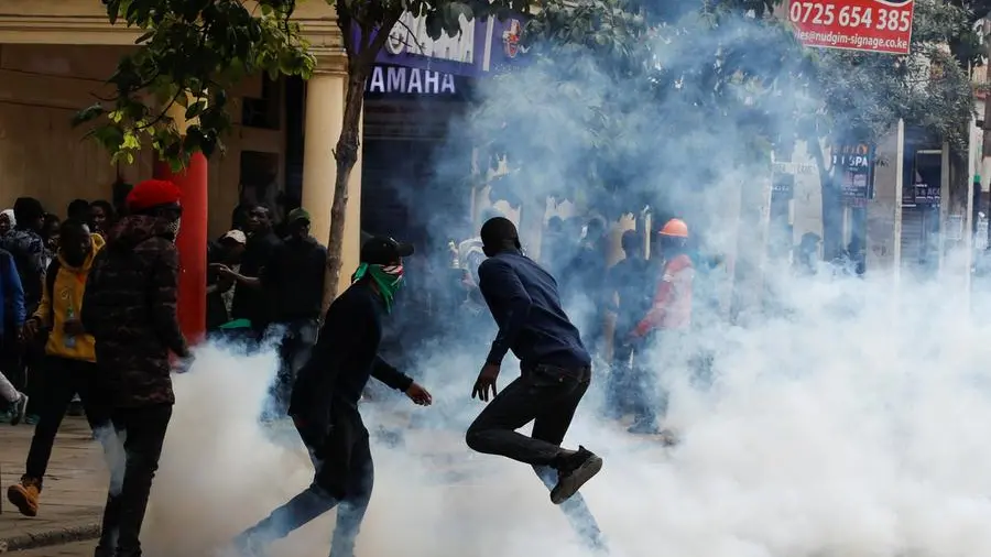 Kenya police clash with protesters amid presidential tax reversal