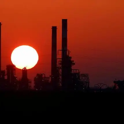 Botswana seeks investors in project to triple strategic oil reserves