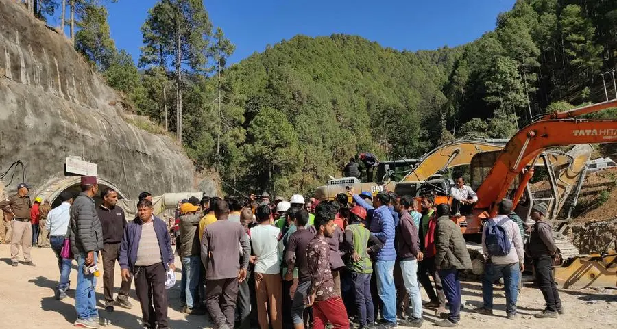 Indian rescuers to dig new shaft for 41 men trapped for 9 days