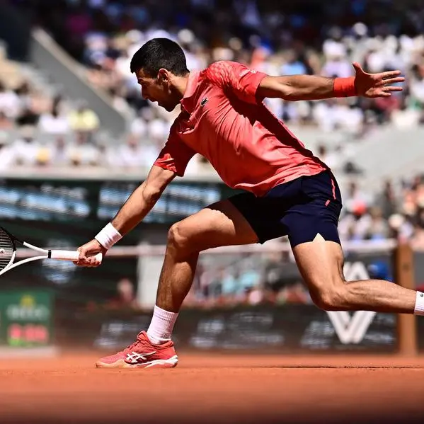 Djokovic, Alcaraz into French Open quarters as showdown looms