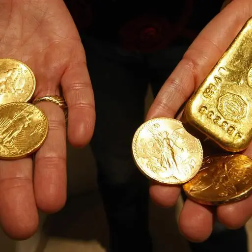 Gold falls on firmer US dollar and rising trade optimism