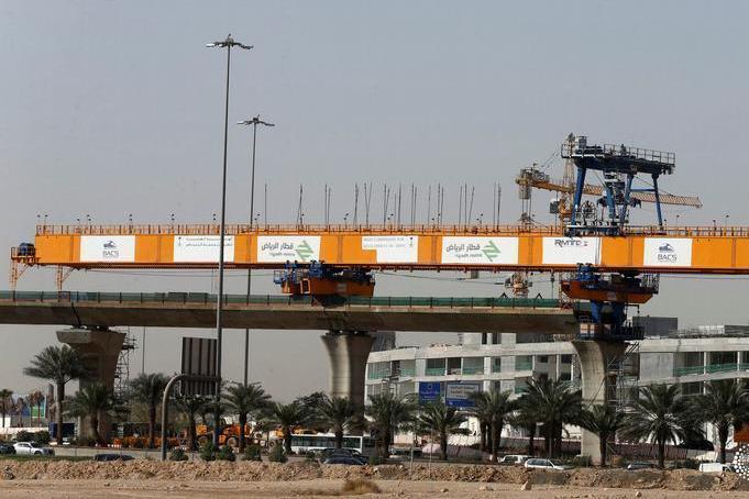 Saudi Arabia seeks private sector investment for 45 transport and logistics projects