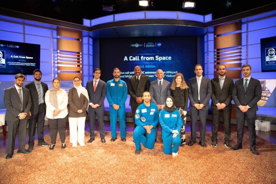 Ambasada ZEA, NASA i Centrum Kosmiczne Mohammeda Bin Rashida są gospodarzami programu „Call from Space” z udziałem astronautów ze Zjednoczonych Emiratów Arabskich i Stanów Zjednoczonych