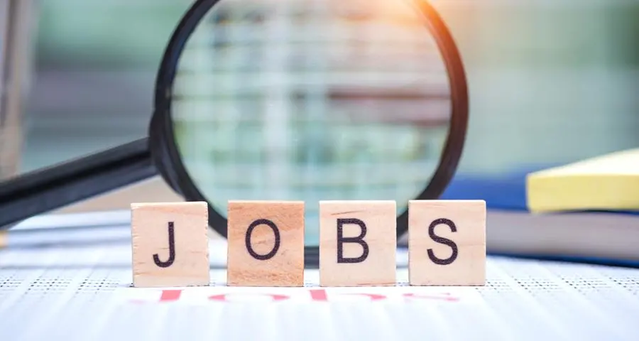 100,000 registered jobseekers in Oman