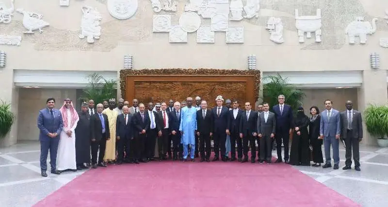 An OIC high-level delegation visits China