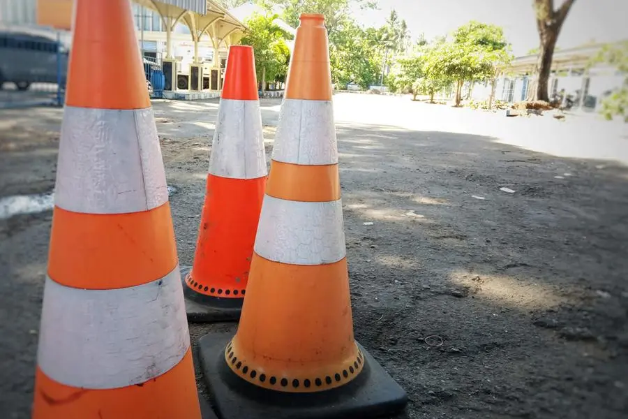 Asphalt coating for unpaved roads in Bahrain proposed