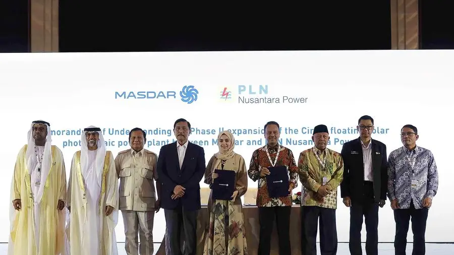 بيان صحفي: \"مصدر\" توقع اتفاقية لتوسيع مشروع محطة \"شيراتا\" للطاقة الشمسية العائمة في إندونيسيا