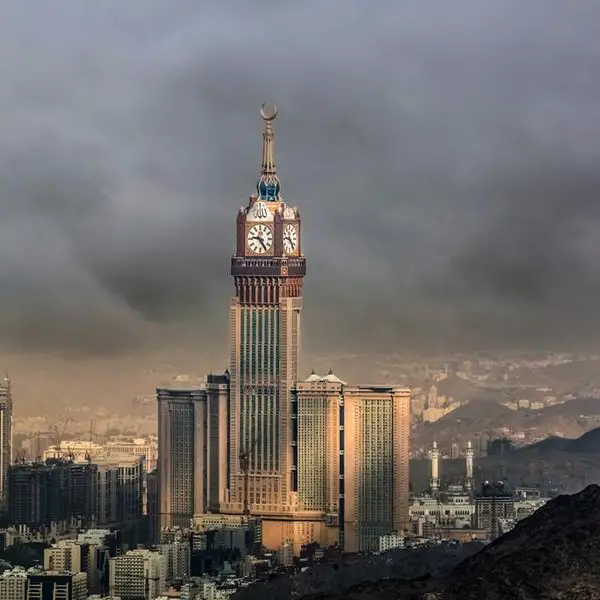 Lightning bolt strikes Makkah's Clock Tower, creates spectacular purple 'branches' in Saudi sky