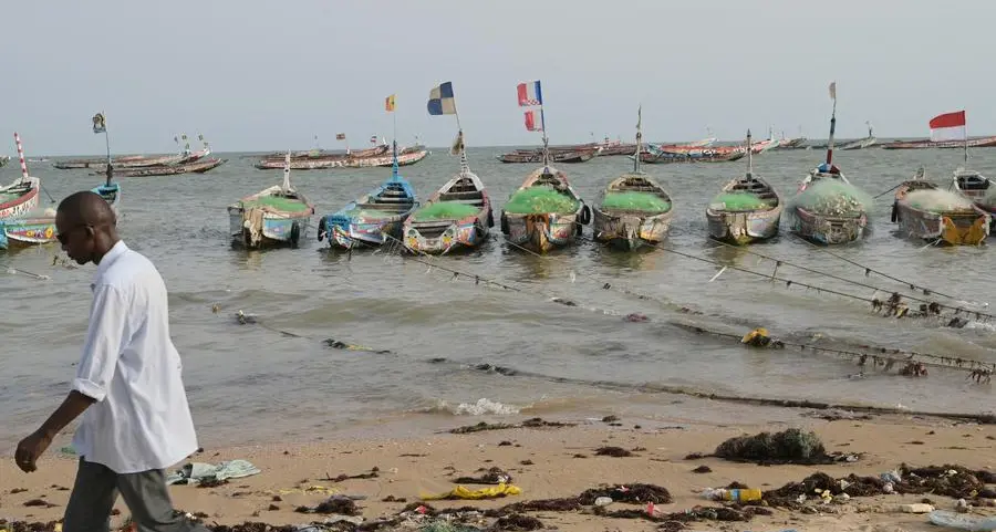 Fourteen die in boat capsize off Senegal capital