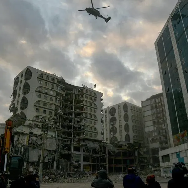Turkey cuts key borrowing rate to aid quake recovery