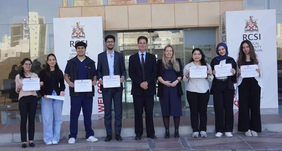 RCSI Medical University of Bahrain awards winners of the 2023 Undergraduate Publication Award