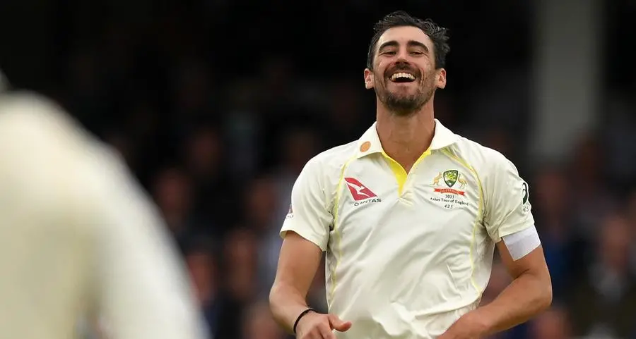 Starc, Maxwell back as Australia opt to bat against India