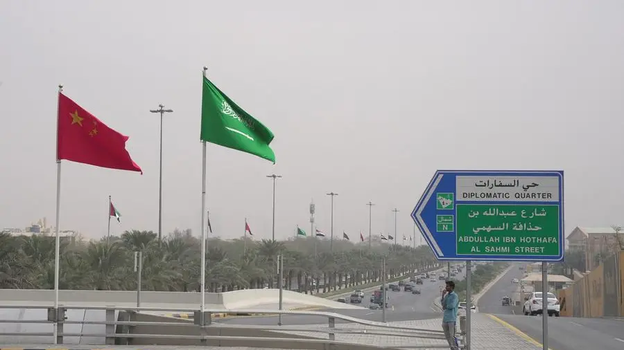 China urges Gulf nations to seal free trade agreement