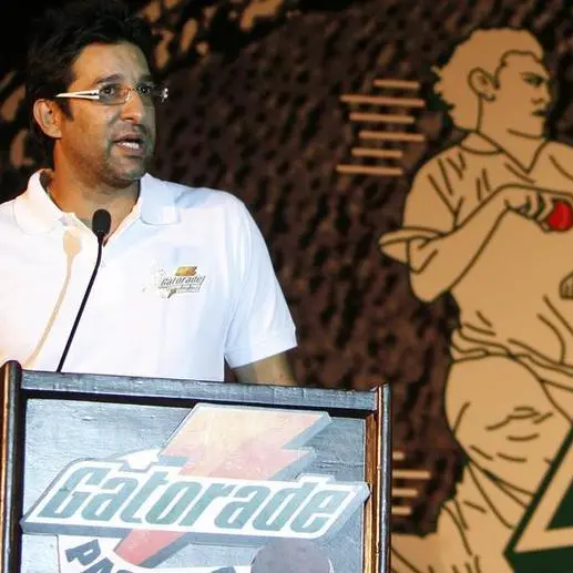 Pakistan's Akram praises his statue amid social media flak