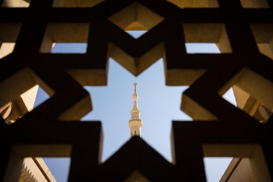 ودعا الوزير السعودي إلى تكثيف الجهود للتصدي لإساءة استخدام الدين لأغراض سياسية