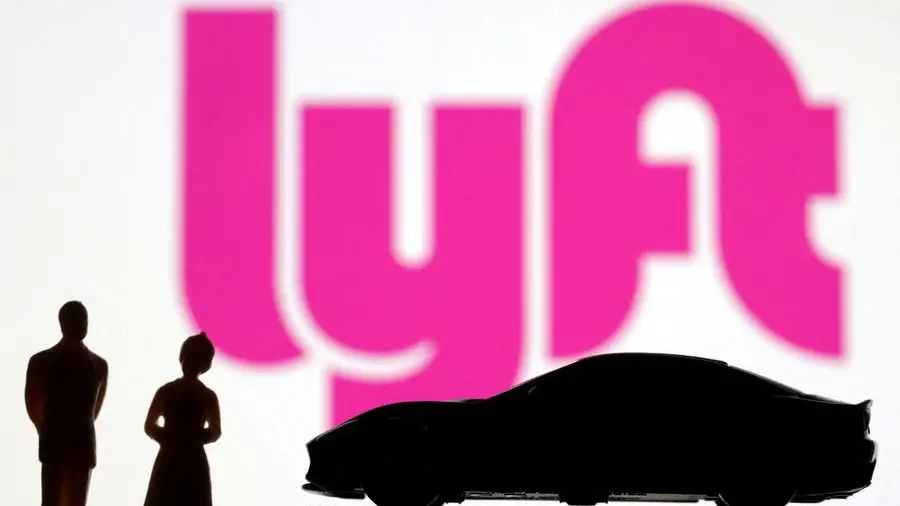 Lyft forecasts 15% annual growth in gross bookings through 2027, shares jump