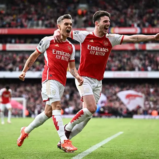 Arsenal eye top of table ahead of clash vs. Manchester United