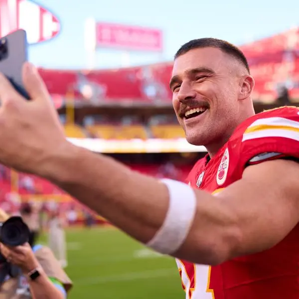 Travis Kelce to address rumoured romance with Taylor Swift on his podcast