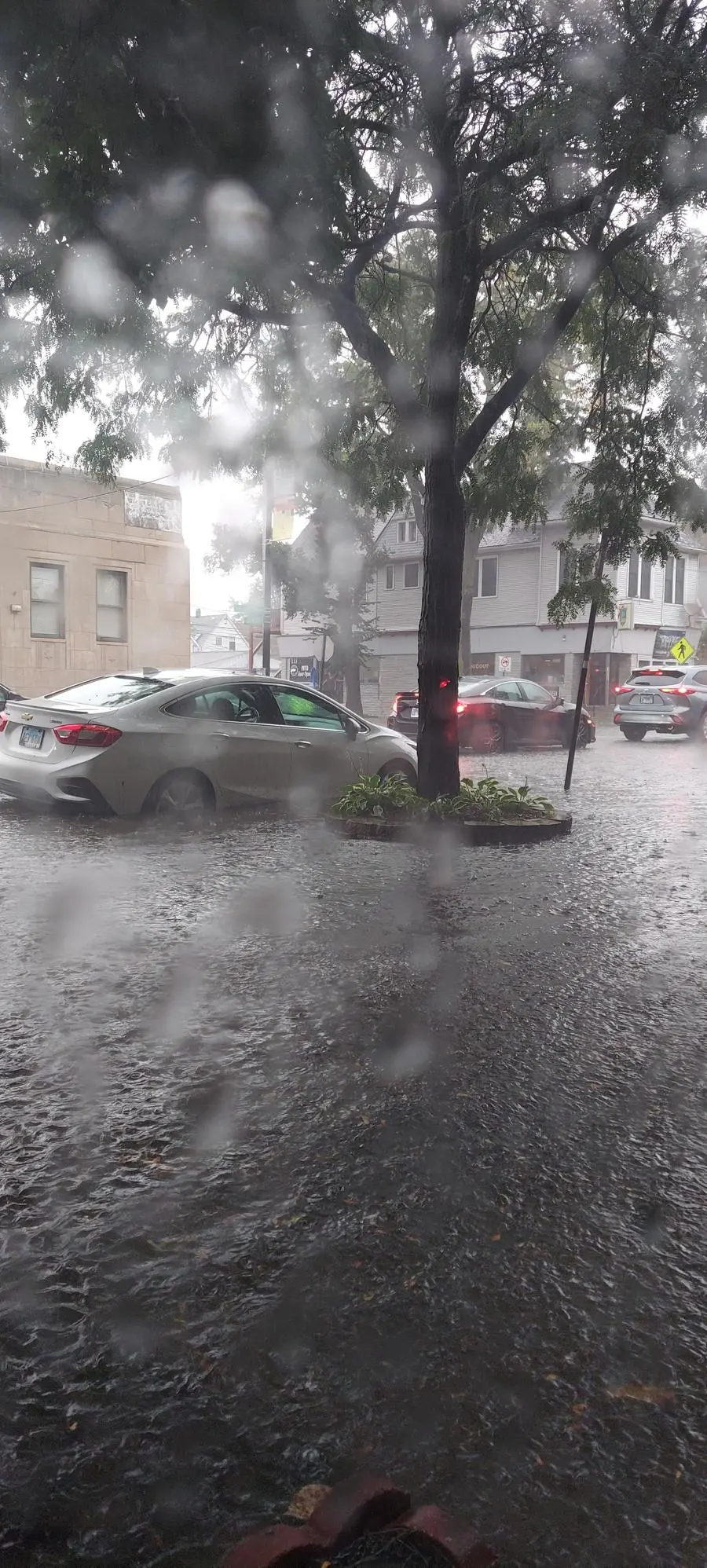 Chicago rains led to flooding: Here's how it affected Bears-49ers