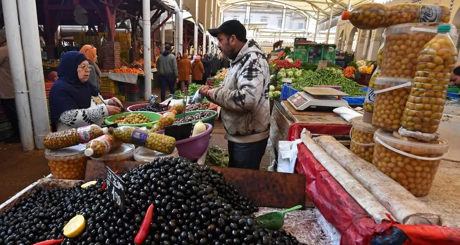 Tunisian economic crisis mutes build-up to Ramadan